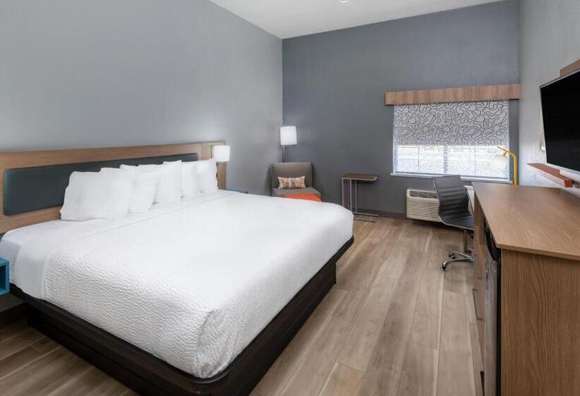 غرفة قياسية سرير كينج لذوى الإحتياجات الخاصة, La Quinta By Wyndham New Braunfels