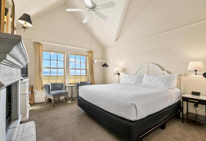 스탠다드 룸 킹사이즈 침대, Saratoga Inn