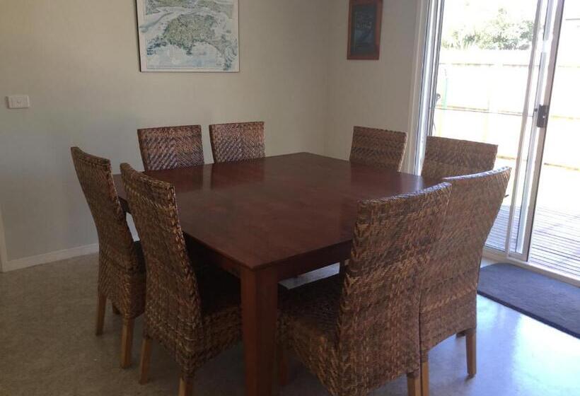 3ベッドルームハウス, Apartments At Glen Isla