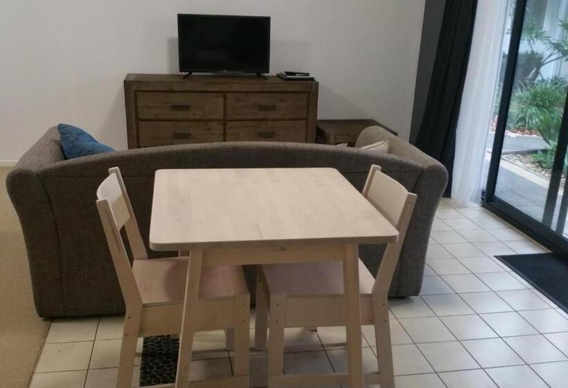 クイーンサイズベッドのスタンダードルーム, Apartments At Glen Isla