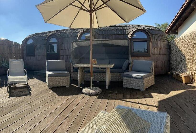 חדר משפחתי, Iglu An Land