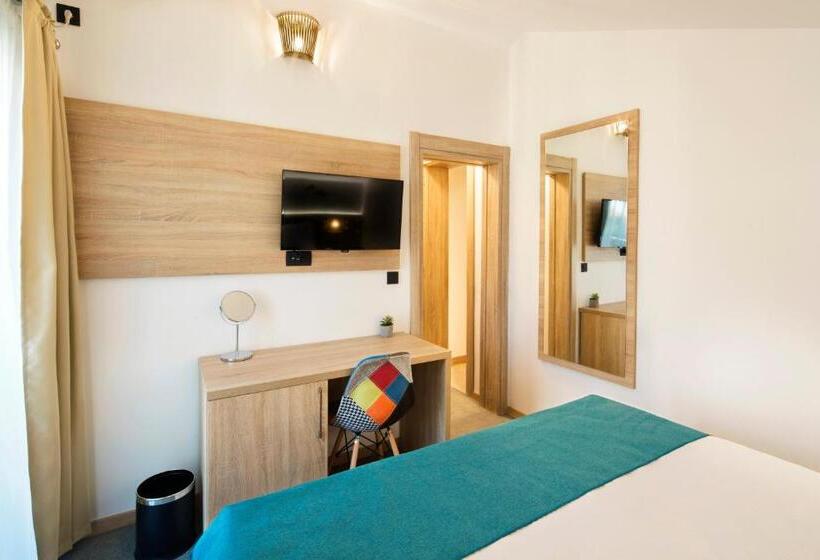 اتاق خانوادگی, Villa Kentera