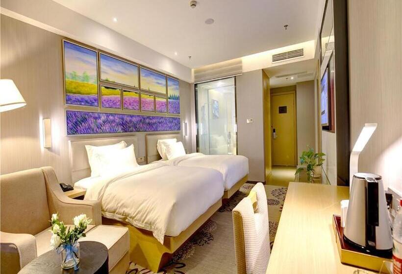 Номер Deluxe, Lavande Hotel Chengdu Dafeng Shixi Park Subway Station