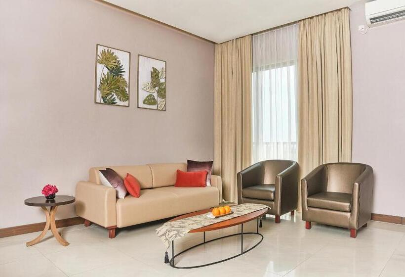 Family Suite, Le Premier Hotel Deltamas