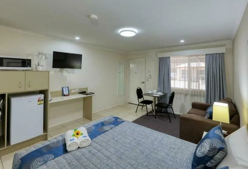 デラックスルーム, Chinchilla White Gums Motor Inn