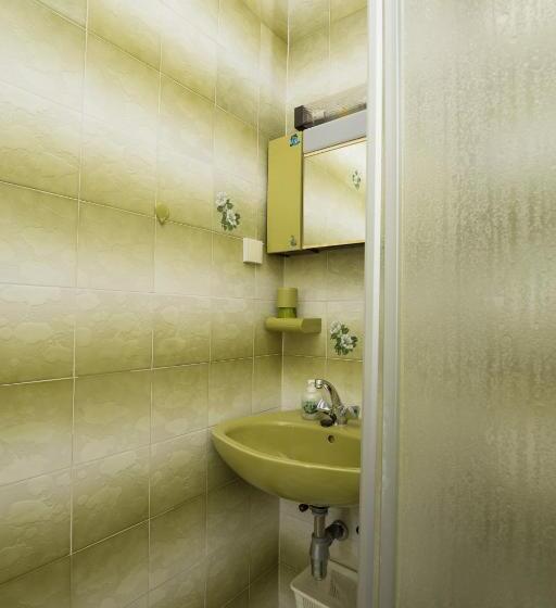 Трехместный Номер Стандарт с Балконом, Rooms Anđela