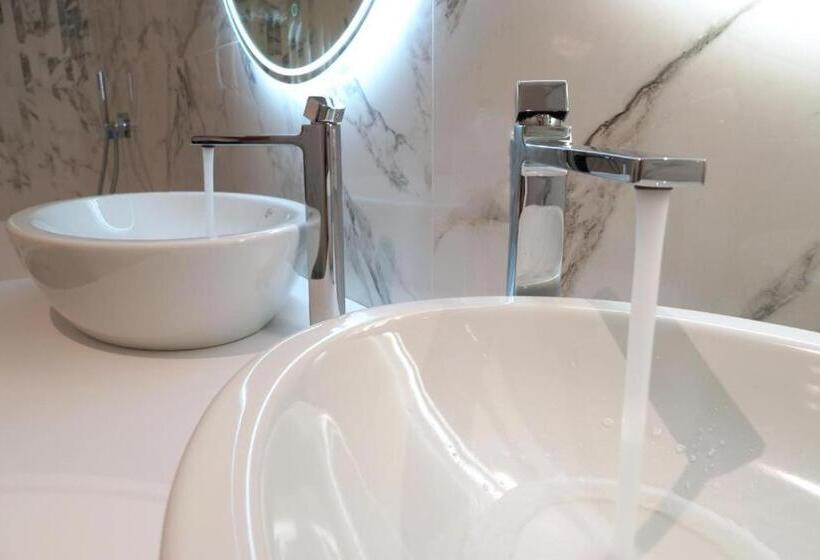 سوئیت با بالکن, Soul Art