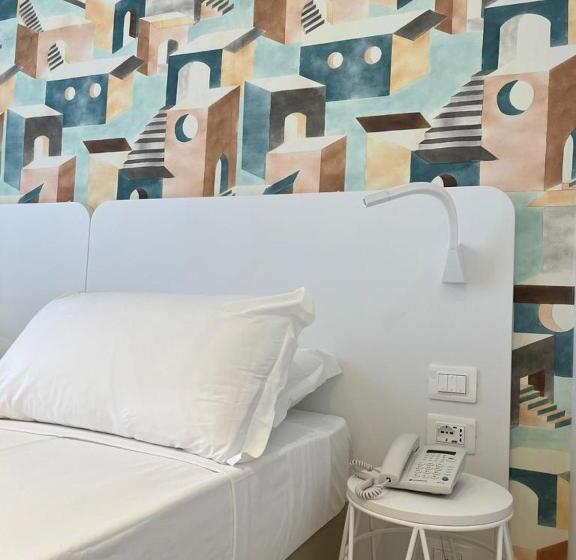 اتاق لوکس با چشم‌انداز شهر, Soul Art