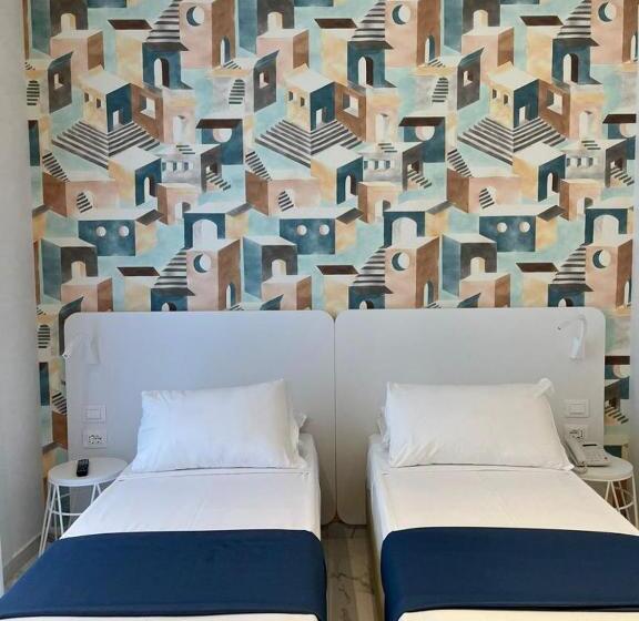 اتاق لوکس با چشم‌انداز شهر, Soul Art