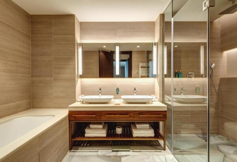 اتاق 4 خوابه, Portonovi Resort