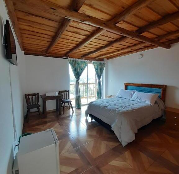 חדר סטנדרט עם מרפסת, Campestre Inaoska Ecospa