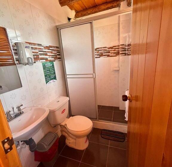 חדר משפחתי נוף להרים, Campestre Inaoska Ecospa