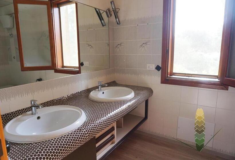 Номер Стандарт Вид на Сад, Art Villa Del Poggio