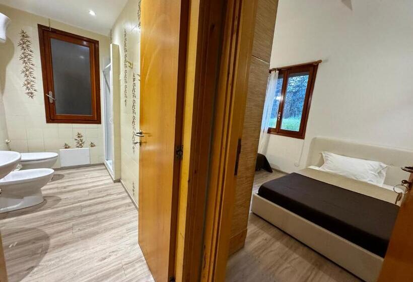 חדר משפחתי נוף לגינה, Art Villa Del Poggio