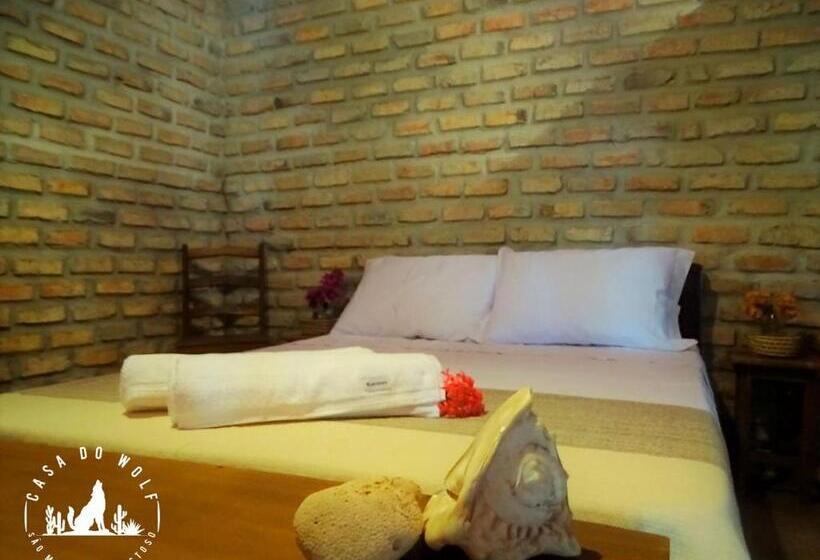 جناح, Pousada Casa Do Wolf