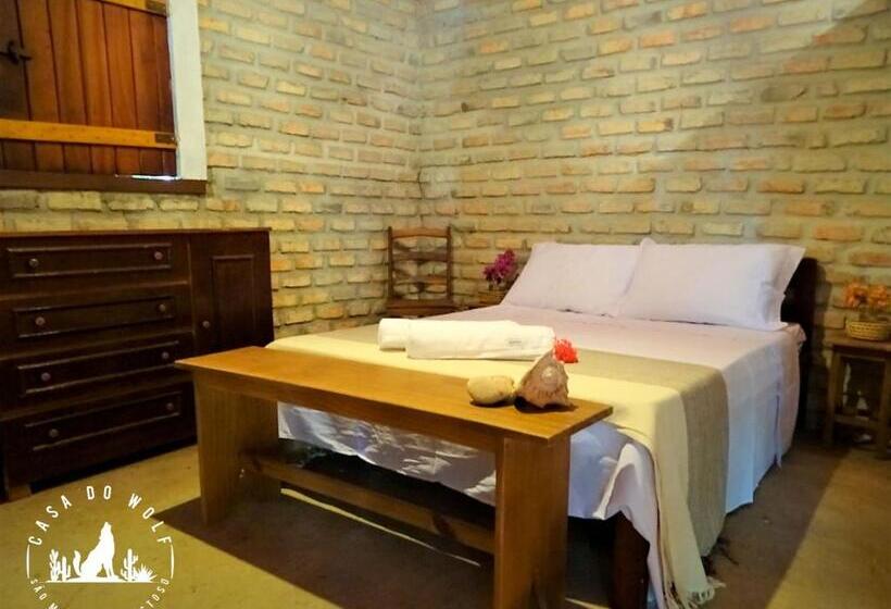 جناح, Pousada Casa Do Wolf