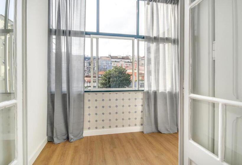 Quarto Superior Vista Piscina, Saldanha Pool & Garden