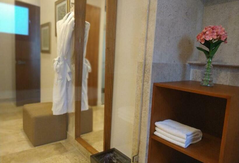 סוויטה נוף לבריכה, Xaha Villas Suites & Golf Resort