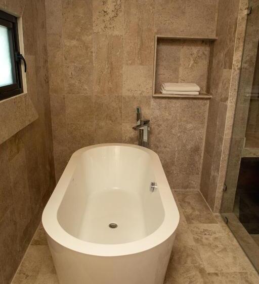 סוויטה נוף לבריכה, Xaha Villas Suites & Golf Resort