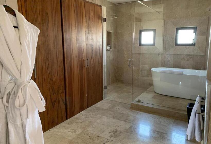 סוויטה נשיאותית, Xaha Villas Suites & Golf Resort