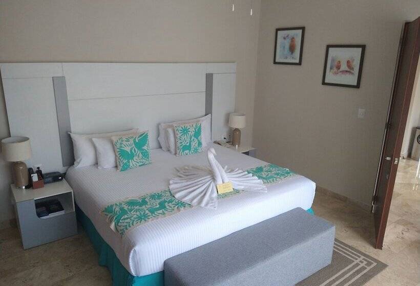 סוויטה נוף לבריכה, Xaha Villas Suites & Golf Resort