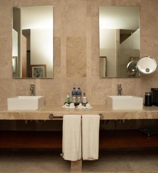 סוויטה נשיאותית, Xaha Villas Suites & Golf Resort