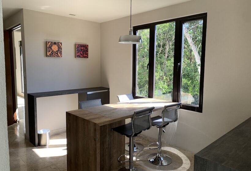 סוויטה נשיאותית, Xaha Villas Suites & Golf Resort