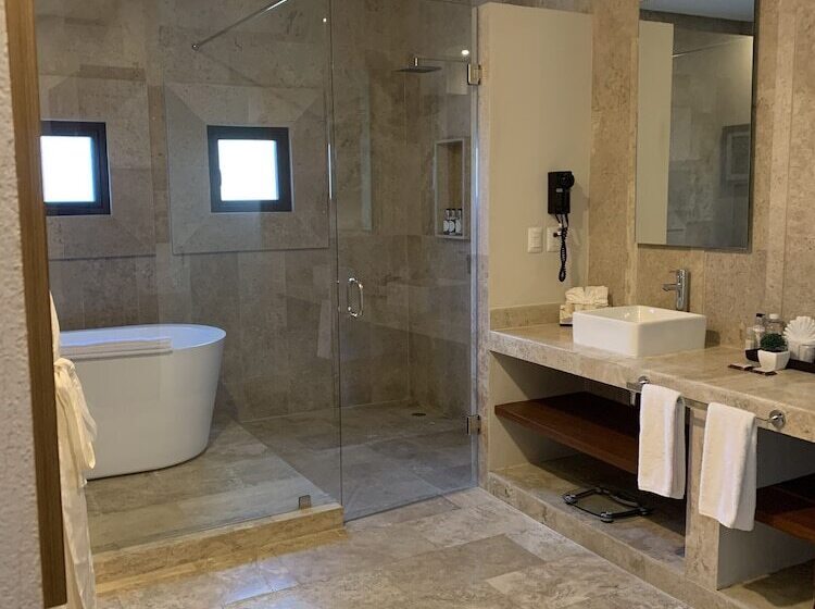 סוויטה נוף לבריכה, Xaha Villas Suites & Golf Resort