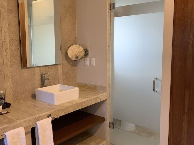 סוויטה נוף לבריכה, Xaha Villas Suites & Golf Resort