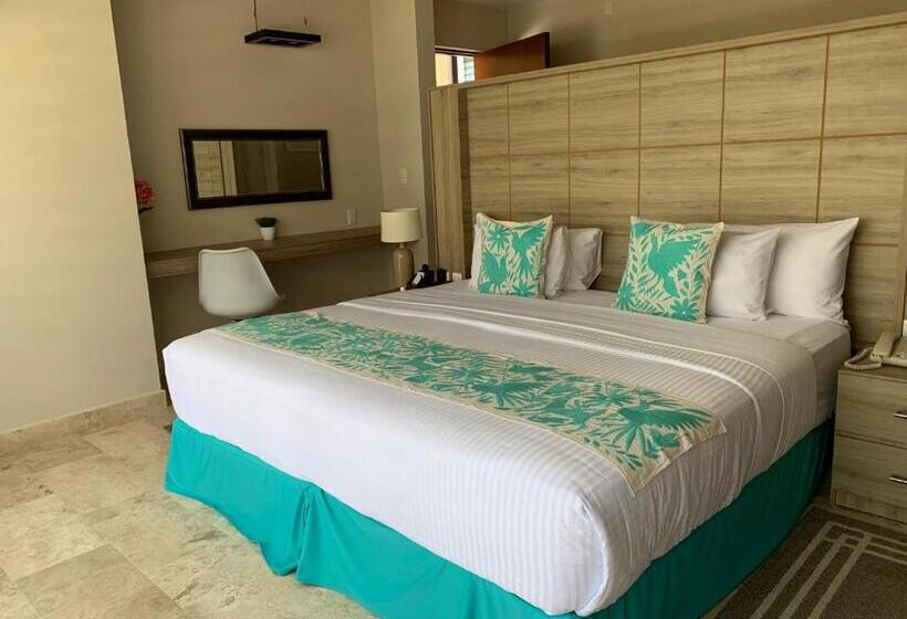 סוויטה נוף לבריכה, Xaha Villas Suites & Golf Resort