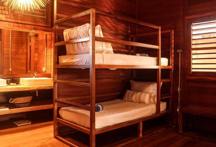 Четырехместный Номер Deluxe, Kabana
