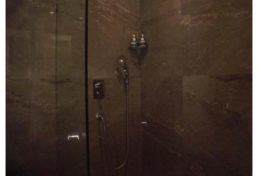 高级大房间, Holywater By Ganga Kinare