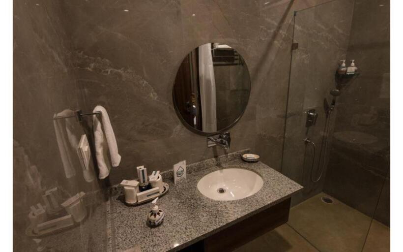 高级大房间, Holywater By Ganga Kinare