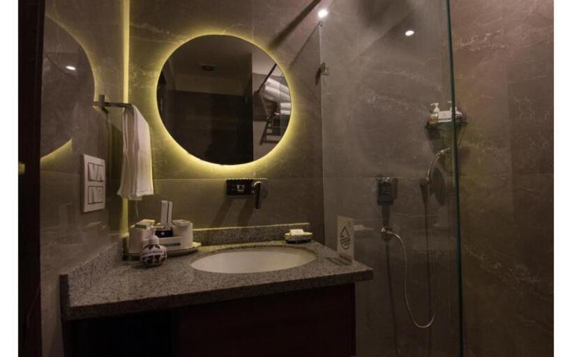 高级大房间, Holywater By Ganga Kinare