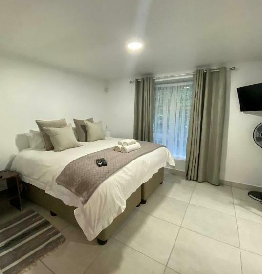 デラックスファミリールーム, Country Lane Guesthouse