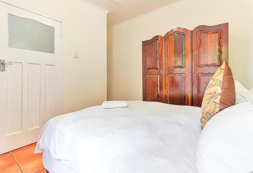 סוויטה משפחתית, Fernando S The Grange