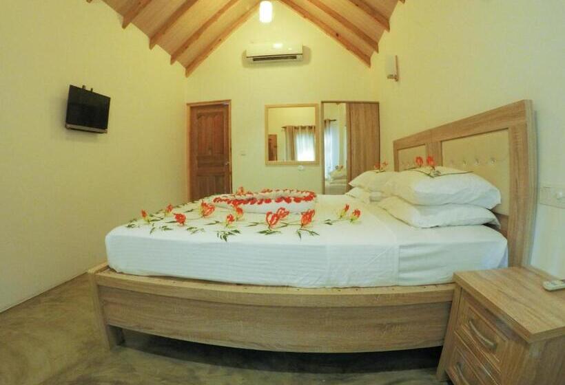 اتاق لوکس, Holiday Cottage Thoddoo, Maldives