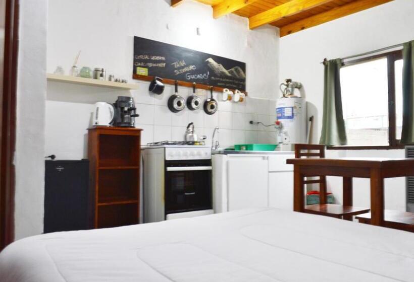 1ベッドルームアパートメント, The Blue Glacier