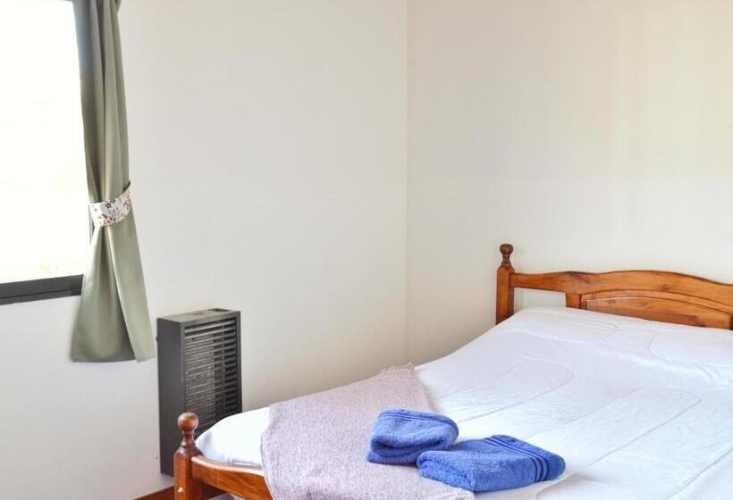 2ベッドルームアパートメント, The Blue Glacier