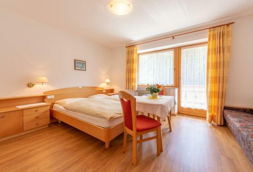 バルコニー付きスタンダードルーム, Residence Trenker Luis