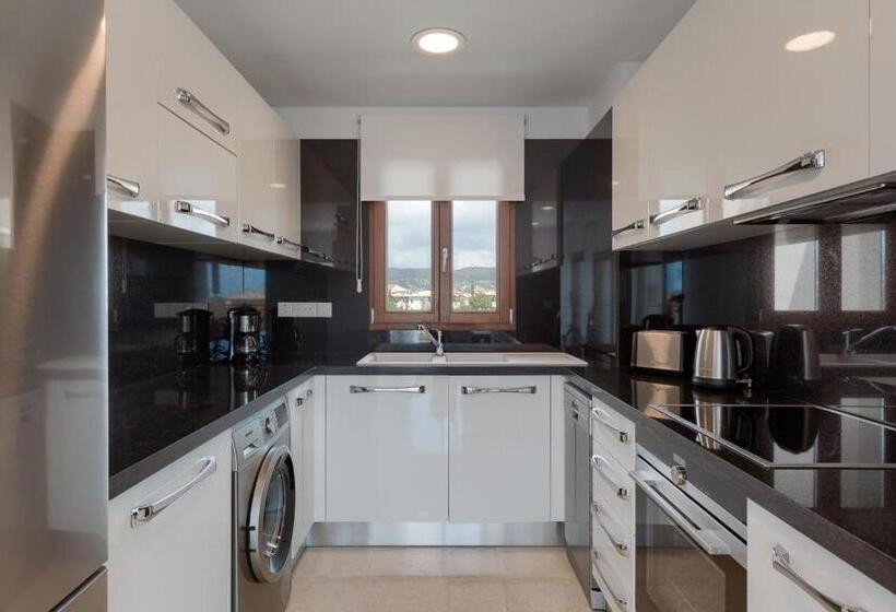 Апартаменты 3 Спальни, Aphrodite Hills Rentals   Premium Serviced Apartments
