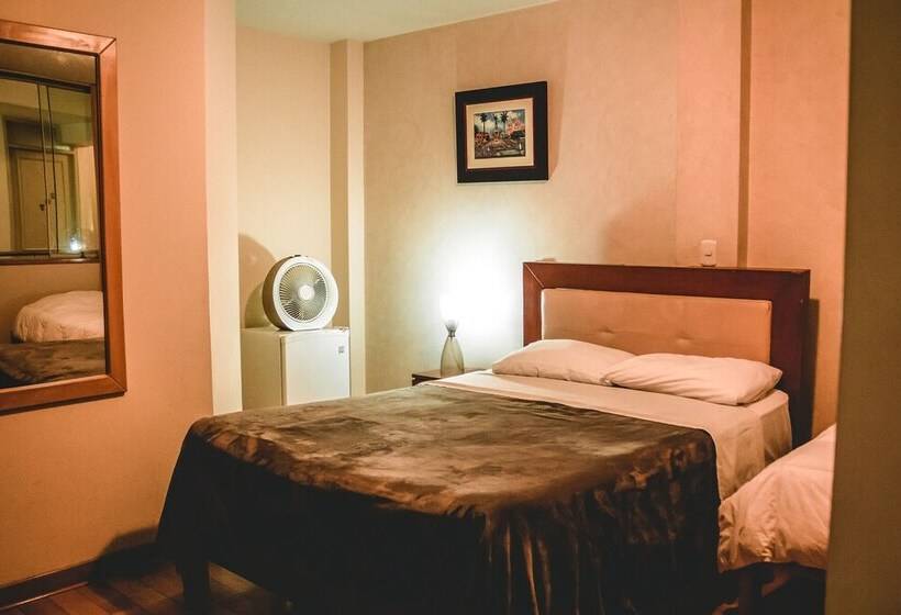 غرفة قياسية ثلاثية, Chimor