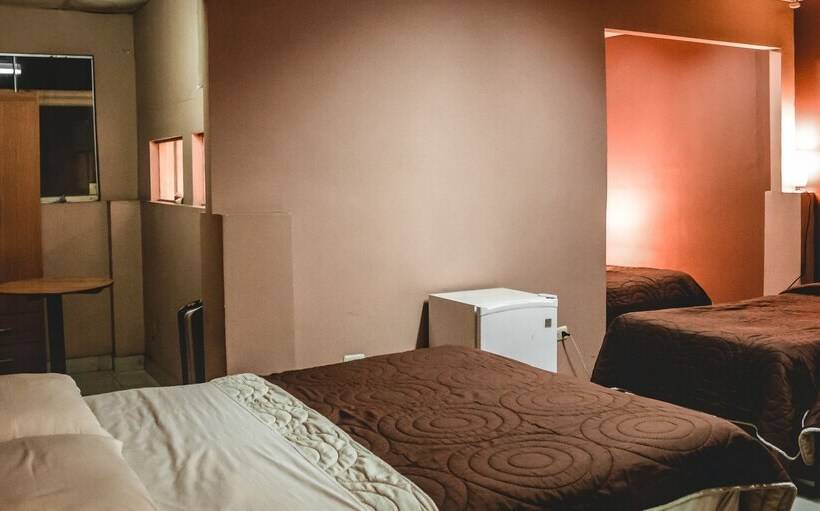 غرفة عائلية, Chimor