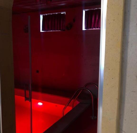 스탠다드 룸 킹사이즈 침대, Katapa Stone House