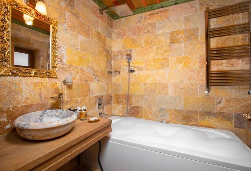 Трехместный Номер Superior, Katapa Stone House