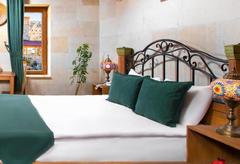 수피리어 트리플 룸, Katapa Stone House