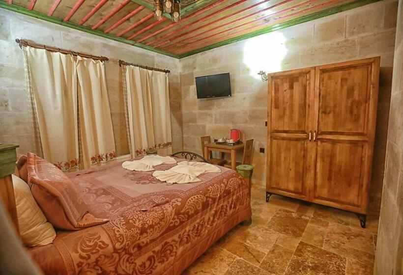 Номер Стандарт, Katapa Stone House