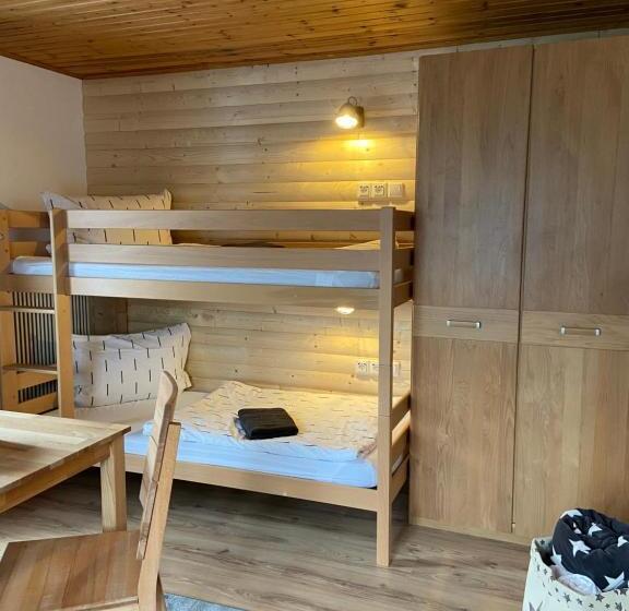 جناح عائلي, Haus Sperleiten