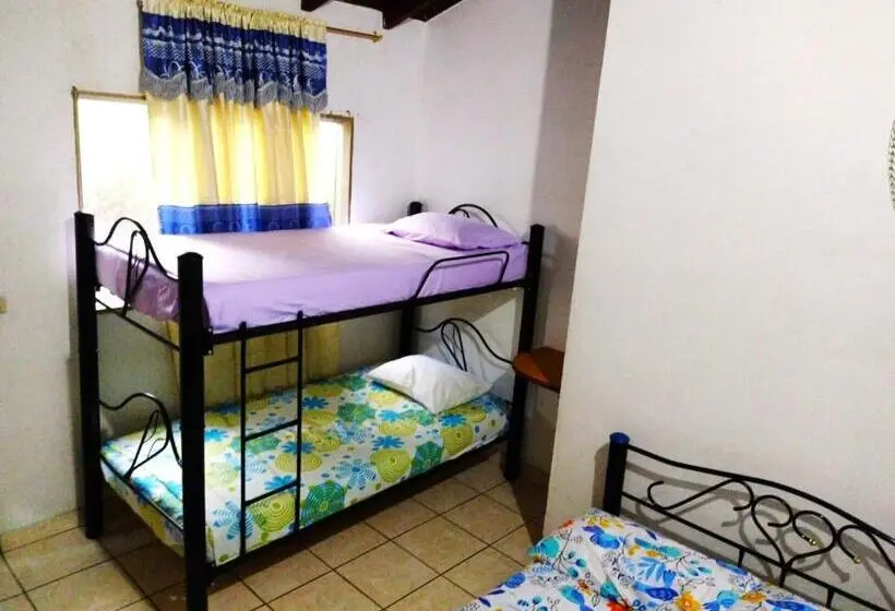 スタンダード４人部屋, San Gil Nómada