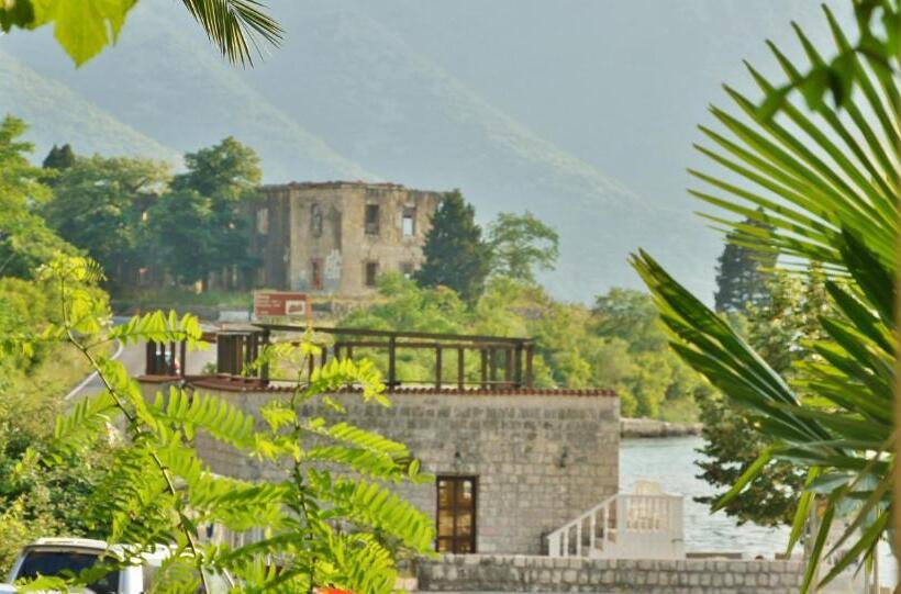 آپارتمان 1 خوابه با چشمانداز دریا, Apartment Mint&rose